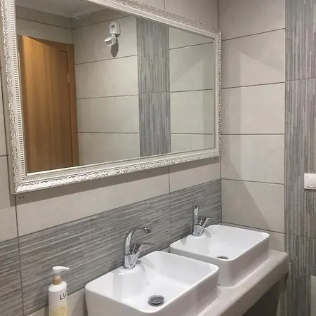 Apartment Center Kavvida Megisti